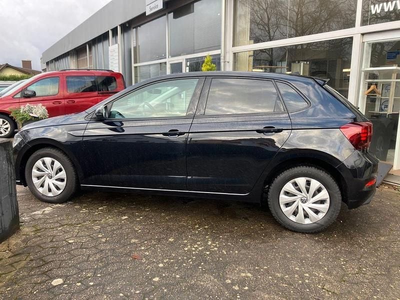 Gebraucht VW Polo Life 95 PS (69 kW) 2023 Schwarz Kleinwagen
