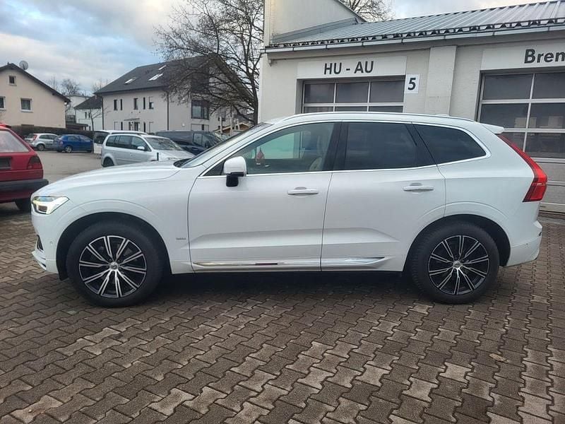 Gebraucht Volvo XC60 Inscription 190 PS (139 kW) 2019 Weiß SUV