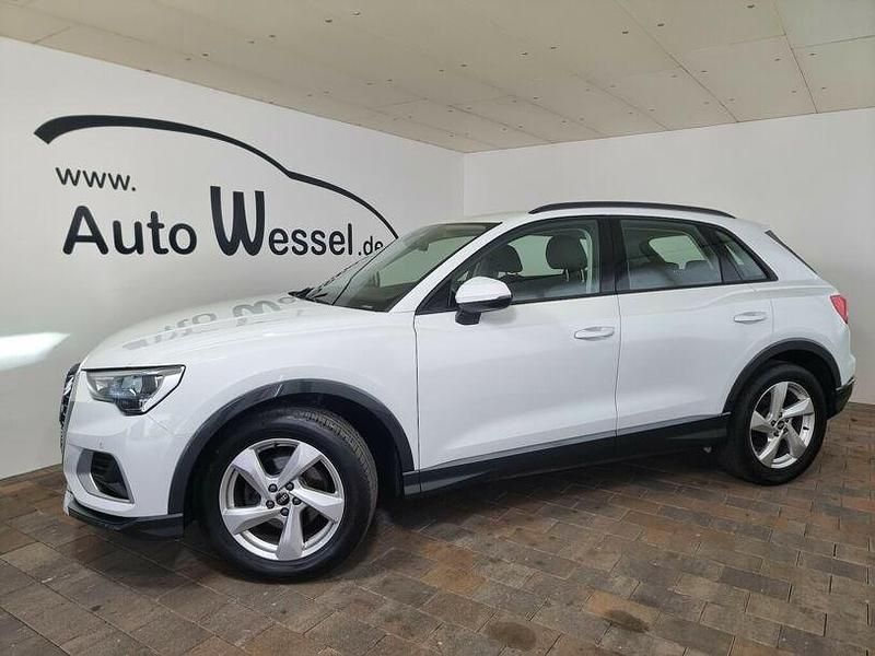 Gebraucht Audi Q3 Advanced 150 PS (110 kW) 2020 Gletscherweiß metallic (metallic) SUV