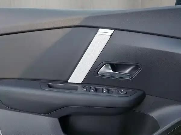 Neu Citroën C4 145 PS (106 kW) 2025 Mercure grau metallic lackieru SUV