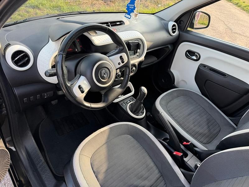 Gebraucht Renault Twingo 71 PS (52 kW) 2014 Schwarz Kleinwagen