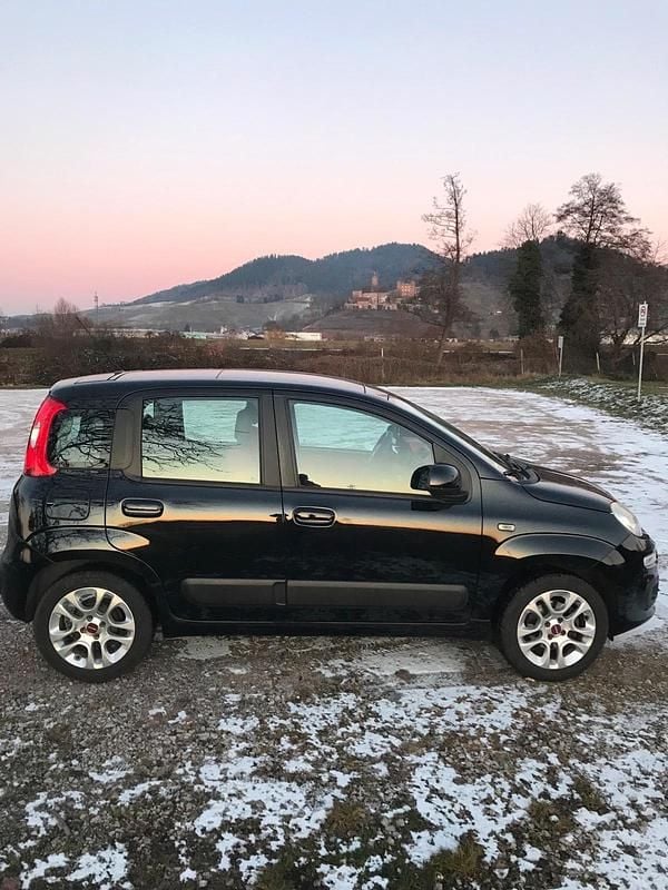 Schwarz Gebraucht 2013 Fiat Panda Kleinwagen | 7.950 € - Bild 1/4