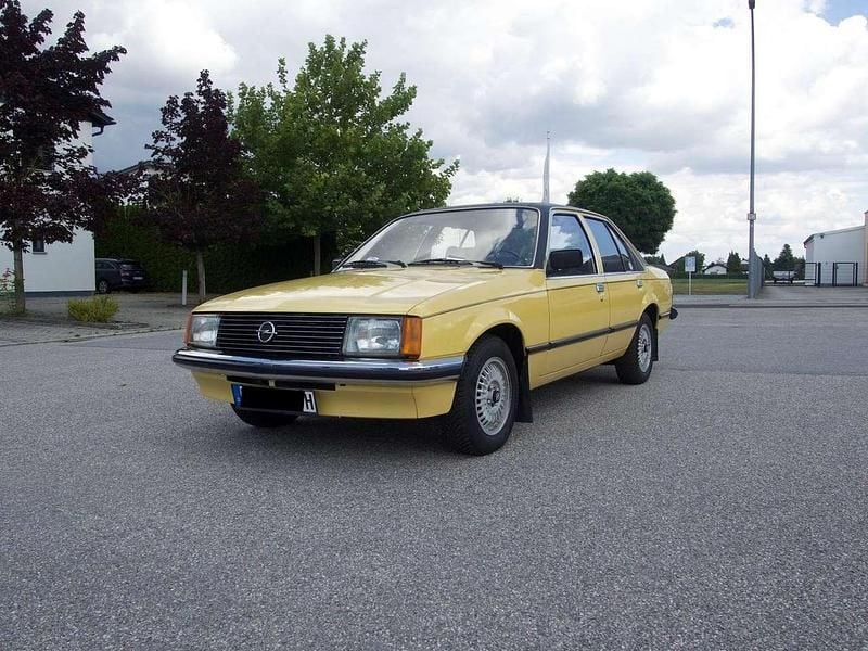 Gelb Gebraucht 1978 Opel Rekord S Limousine | 6.500 € - Bild 1/4