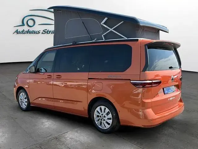 Gebraucht VW California Beach 245 PS (180 kW) 2025 Energetic orange Van