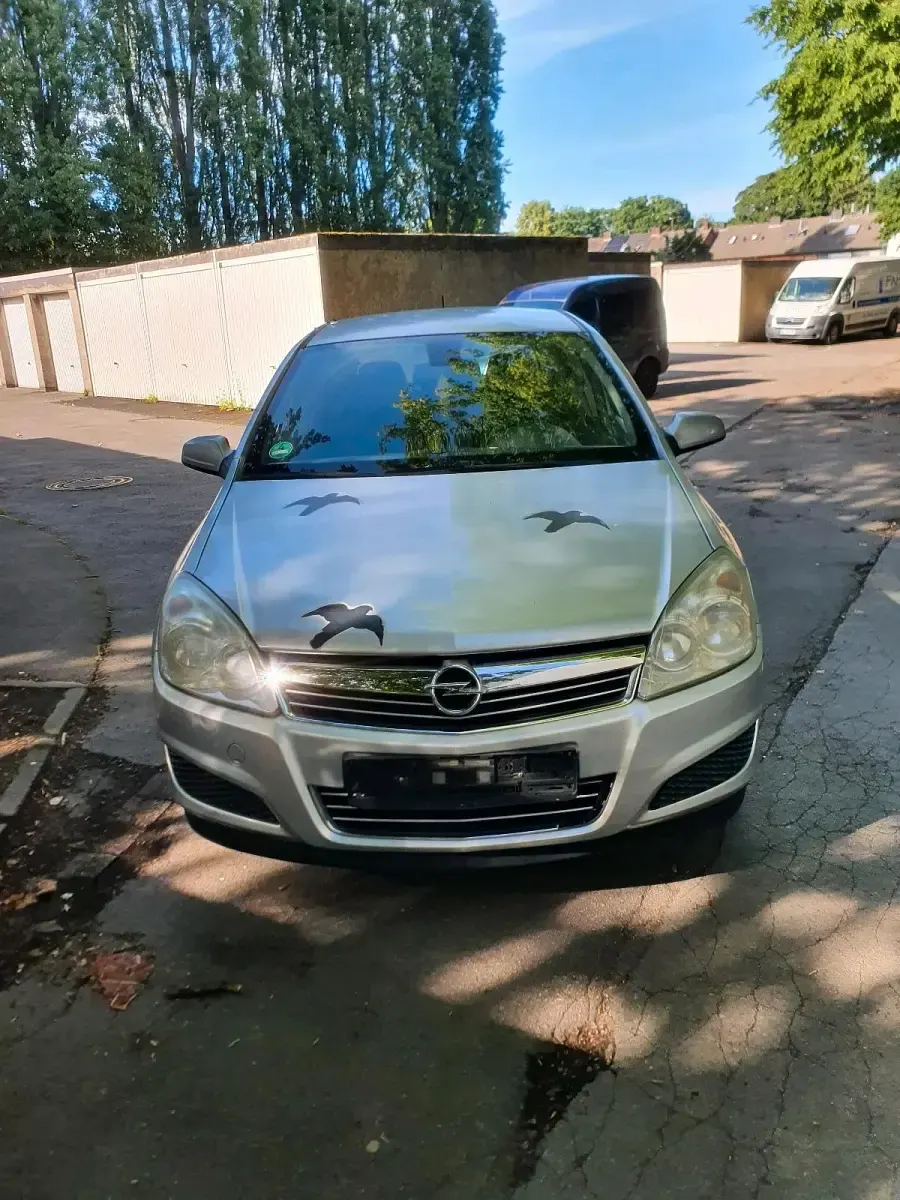 Gebraucht Opel Astra 90 PS (66 kW) 2007 Silber Limousine