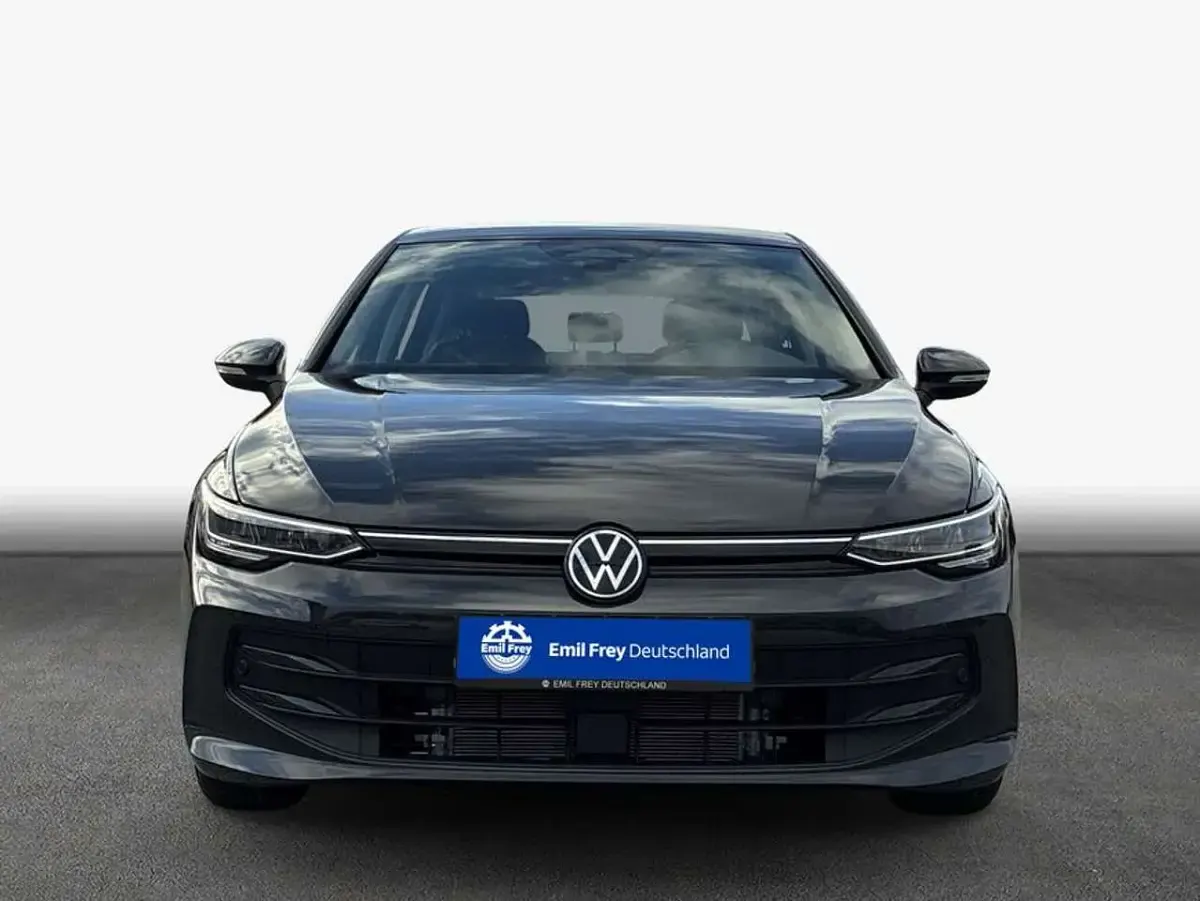 Gebraucht VW Golf VIII Life 116 PS (85 kW) 2026 Grau Limousine