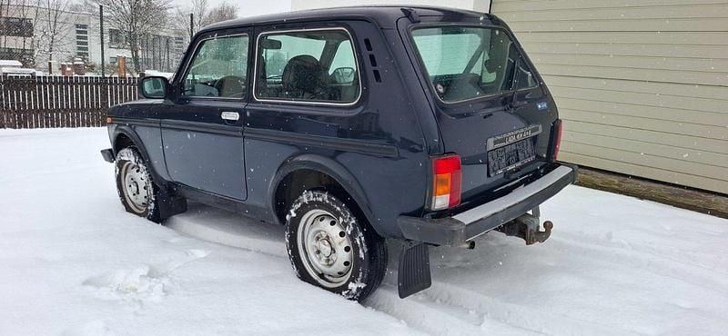 Gebraucht Lada niva 83 PS (61 kW) 2014 Blau SUV