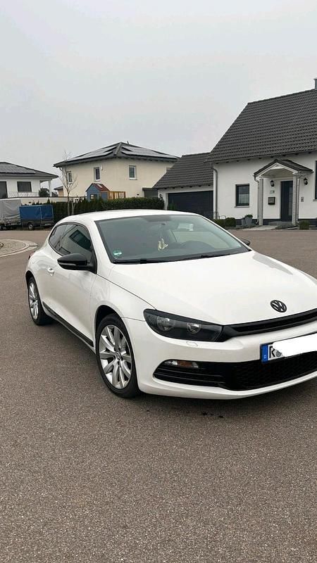 Weiß Gebraucht 2012 VW Scirocco Coupé | 7.500 € (Fairer Preis) - Bild 1/4