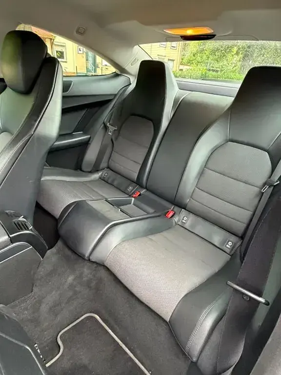 Gebraucht Mercedes C180 AMG 156 PS (114 kW) 2012 Schwarz Coupé