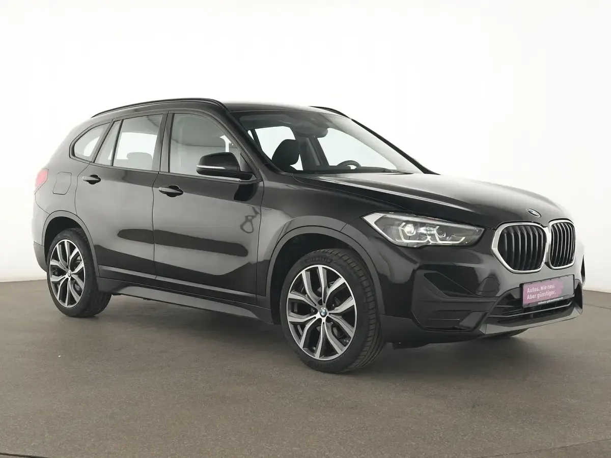Gebraucht BMW X1 Advantage 136 PS (100 kW) 2022 Schwarz SUV