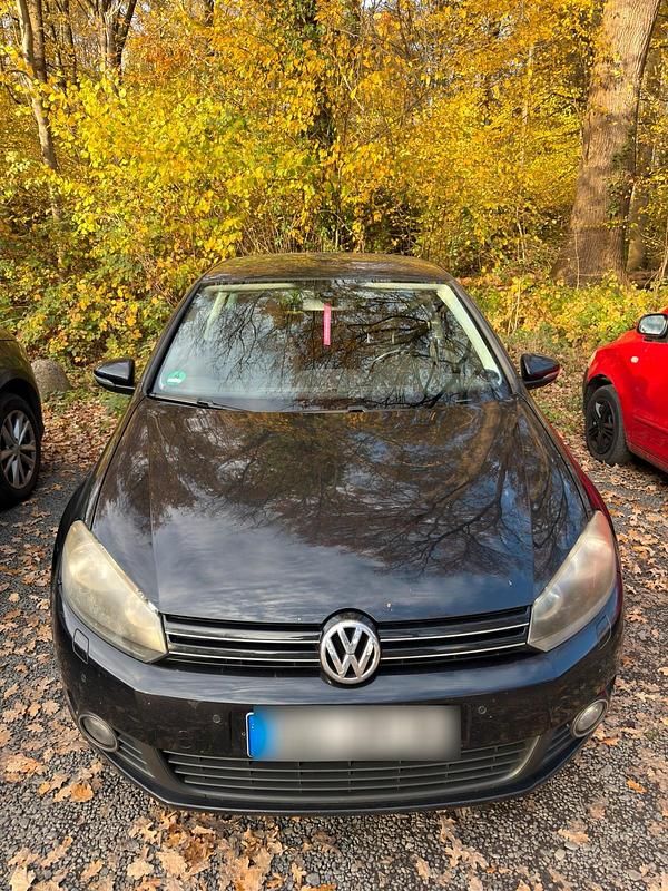 Schwarz Gebraucht 2011 VW Golf VI Kleinwagen | 2.400 € (Guter Preis) - Bild 1/4
