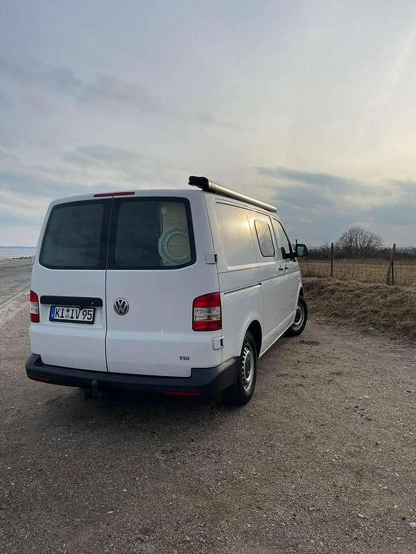 Gebraucht VW T5 102 PS (75 kW) 2014 Weiß Van