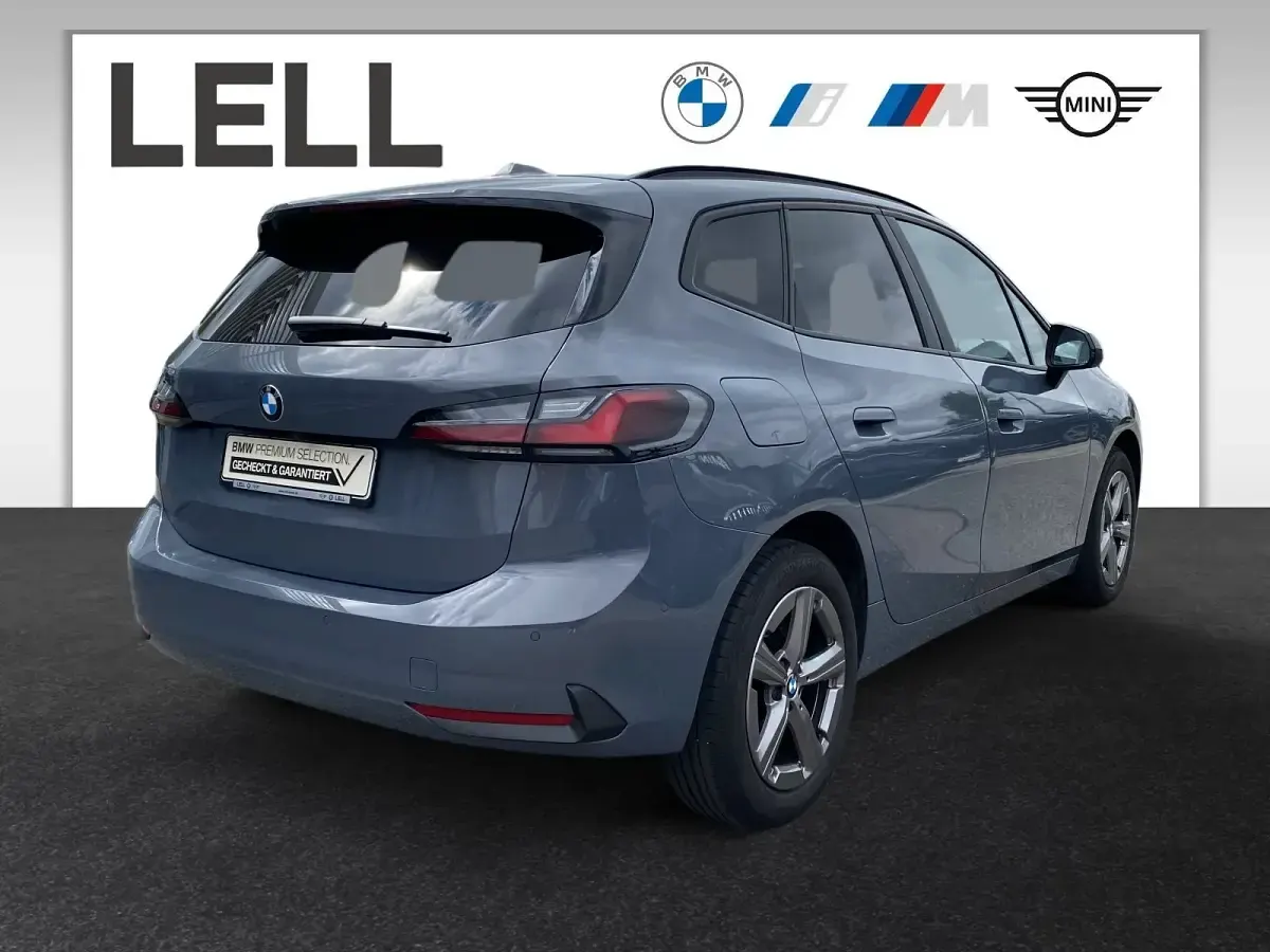 Gebraucht BMW 218 Active Tourer 136 PS (100 kW) 2023 Sparkling kupfergrau Van / Kleinbus