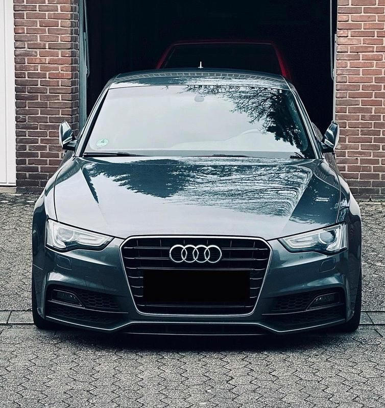 Gebraucht Audi A5 S-Line 190 PS (139 kW) 2015 Grau Coupé