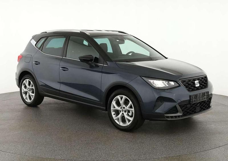 Magnetic grau metallic Neu 2025 Seat Arona FR SUV | 28.595 € (Fairer Preis) - Bild 1/4