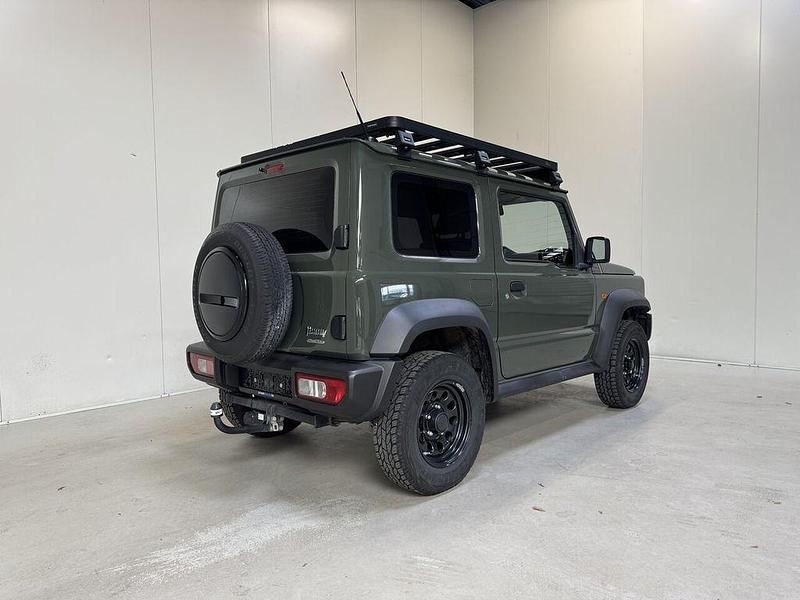 Gebraucht Suzuki Jimny 102 PS (75 kW) 2023 Grün SUV