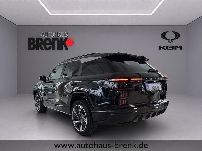 Neu SsangYong Actyon 204 PS (150 kW) 2026 Space black SUV