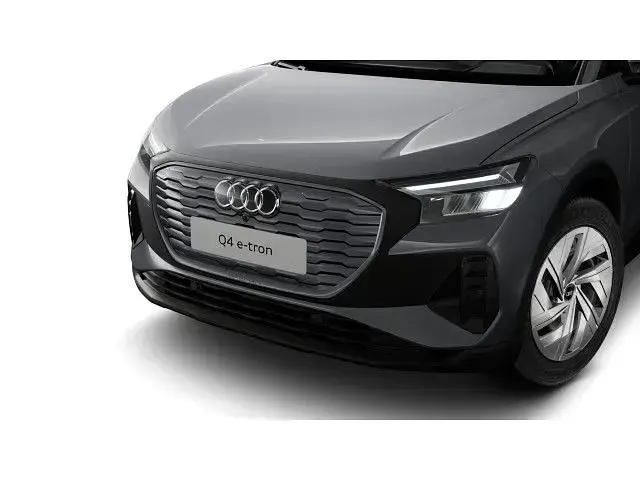 Gebraucht Audi Q4 e-tron 125 kW (170 PS) 2023 Kieselgrau SUV