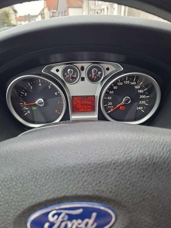 Gebraucht Ford Focus Titanium 116 PS (85 kW) 2009 Kombi