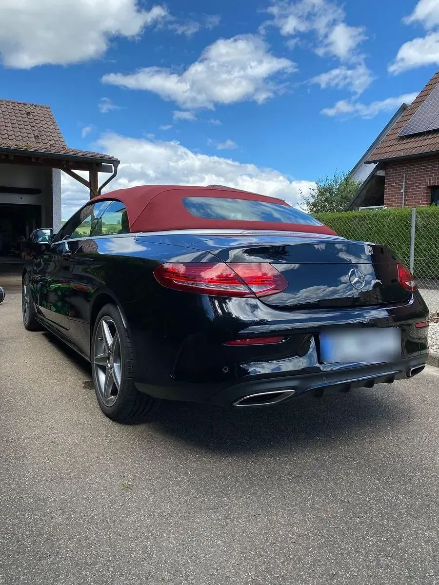 Gebraucht Mercedes C200 AMG line 184 PS (135 kW) 2016 Schwarz Cabrio
