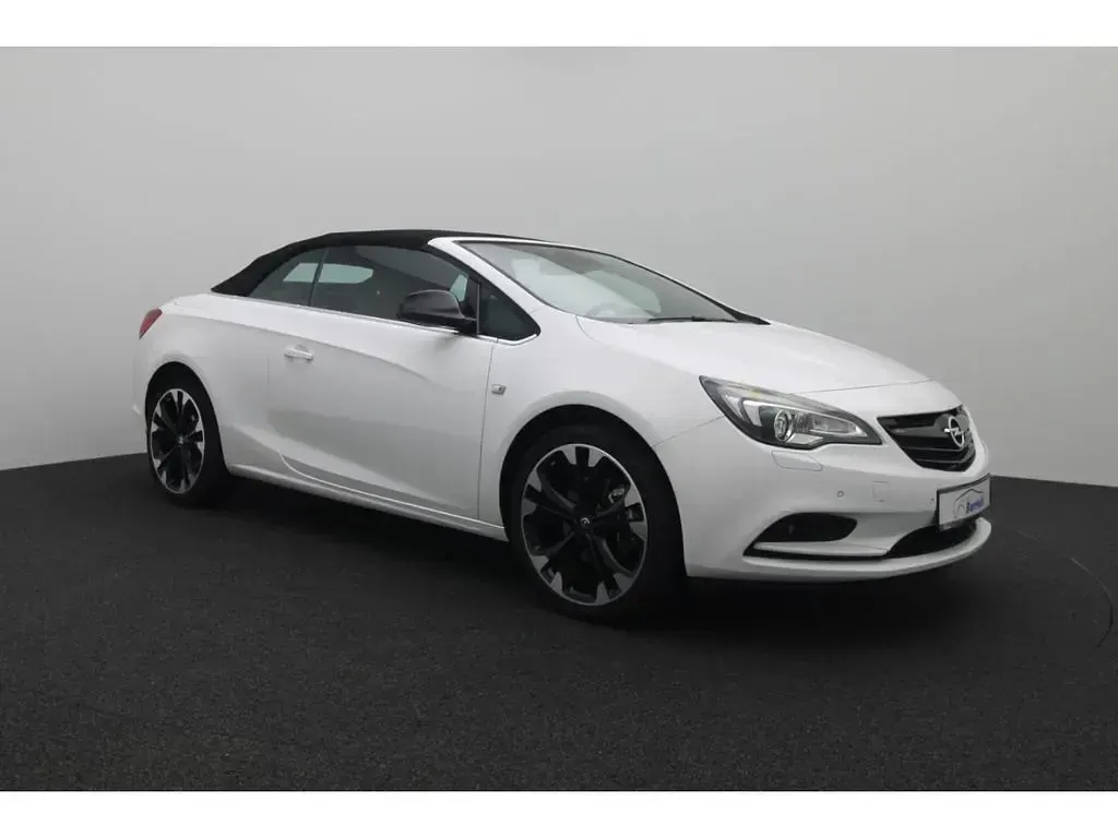 Gebraucht Opel Cascada Innovation 136 PS (100 kW) 2019 Weiß Cabrio
