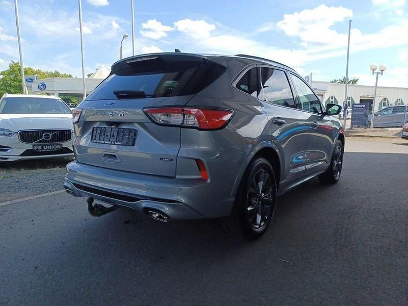 Gebraucht Ford Kuga ST-Line 224 PS (164 kW) 2021 Silber / solarsilber (metallic) SUV