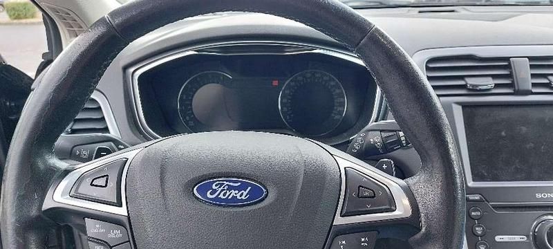 Gebraucht Ford Mondeo 179 PS (131 kW) 2017 Schwarz Limousine