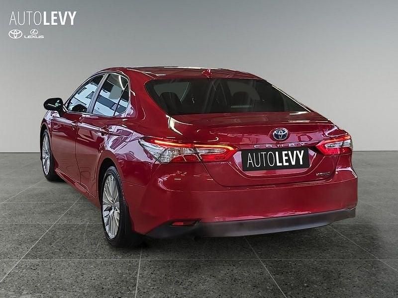 Gebraucht Toyota Camry 218 PS (160 kW) 2019 Emotional red 2 Limousine