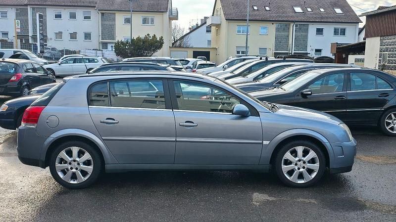 Gebraucht Opel Signum Elegance 155 PS (114 kW) 2003 Blau Kleinwagen