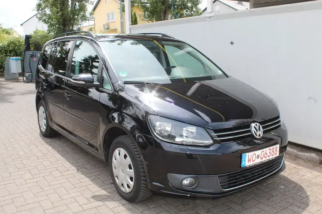 Gebraucht VW Touran Comfortline 105 PS (77 kW) 2011 Schwarz Van / Kleinbus