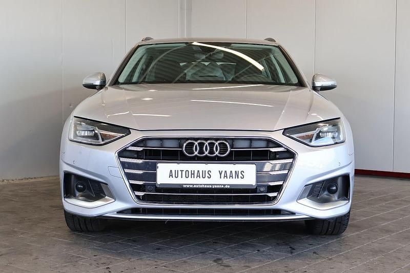 Gebraucht Audi A4 Advanced 163 PS (119 kW) 2021 Silber Kombi