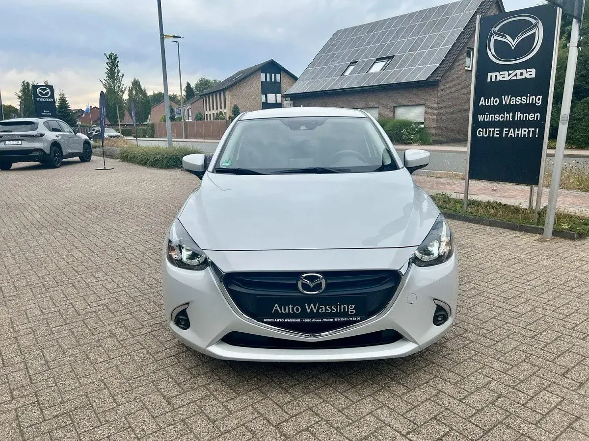 Gebraucht Mazda 2 Kizoku 90 PS (66 kW) 2018 Weiß Kleinwagen