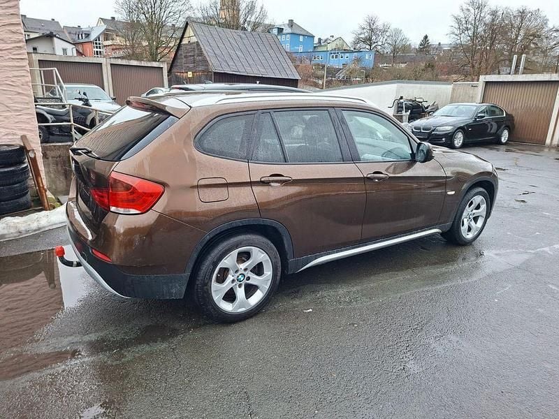 Gebraucht BMW X1 xLine 143 PS (105 kW) 2011 Braun SUV