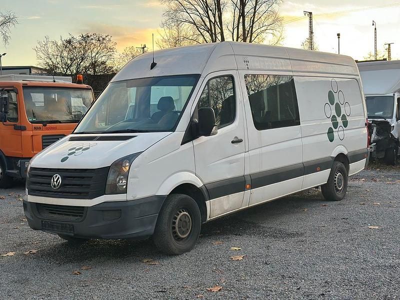 Weiß Gebraucht 2016 VW Crafter Van | 9.900 € (Etwas zu teuer) - Bild 1/4