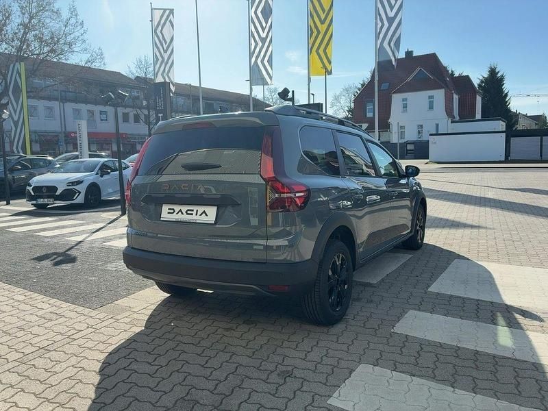 Neu Dacia Jogger Expression 110 PS (80 kW) 2025 Grau Van / Kleinbus
