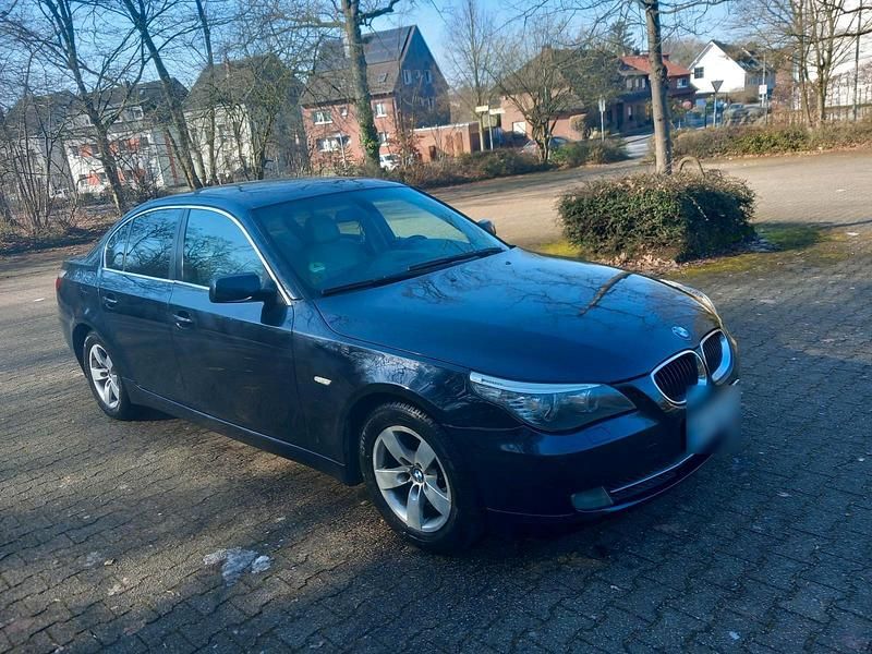 Gebraucht BMW 520 148 PS (108 kW) 2007 Blau Limousine