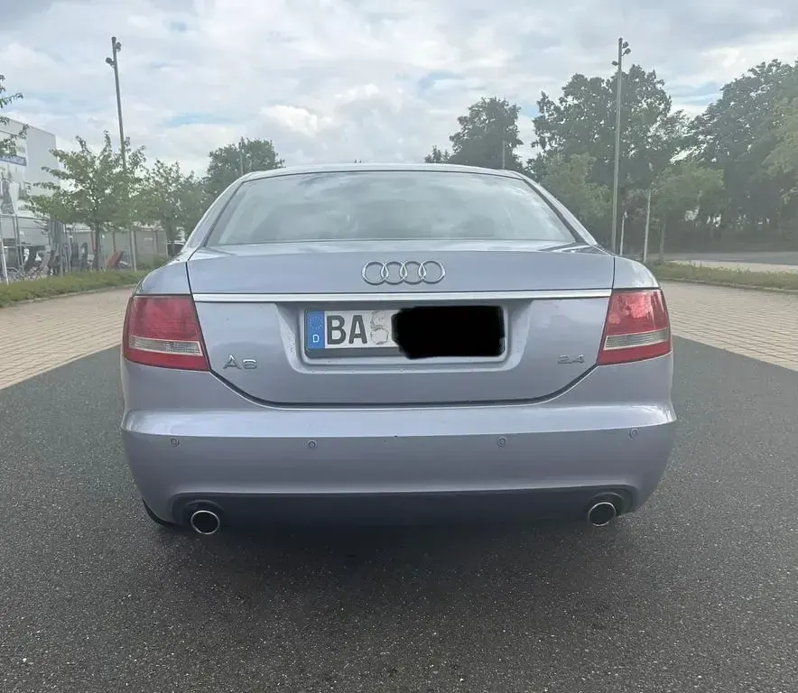 Gebraucht Audi A6 Comfort 177 PS (130 kW) 2004 Blau Limousine
