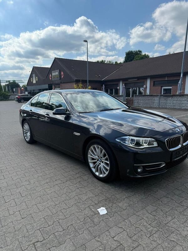 Schwarz Gebraucht 2015 BMW 530 Limousine | 12.500 € (Superpreis) - Bild 1/4