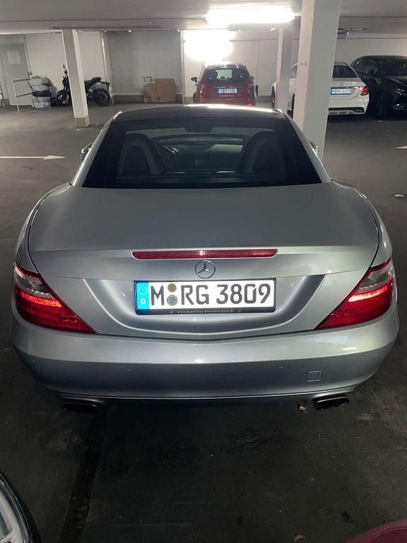 Schwarz Gebraucht 2014 Mercedes SLK200 Cabrio | 19.800 € (Guter Preis) - Bild 1/4