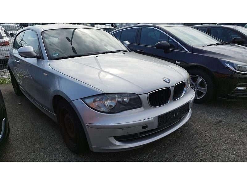 Gebraucht BMW 116 Advantage 122 PS (89 kW) 2011 Silber Kleinwagen