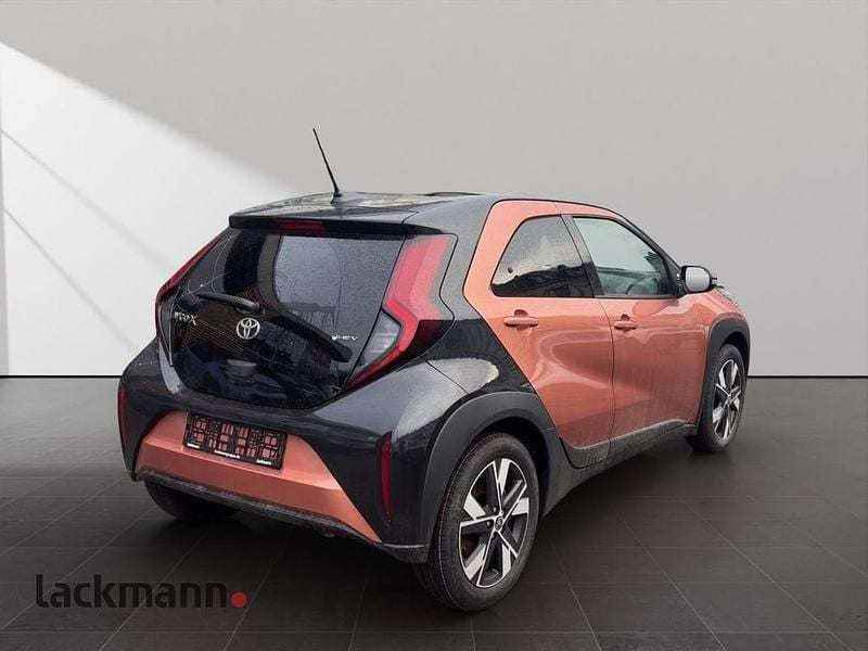 Neu Toyota Aygo X 117 PS (86 kW) 2025 Violett SUV