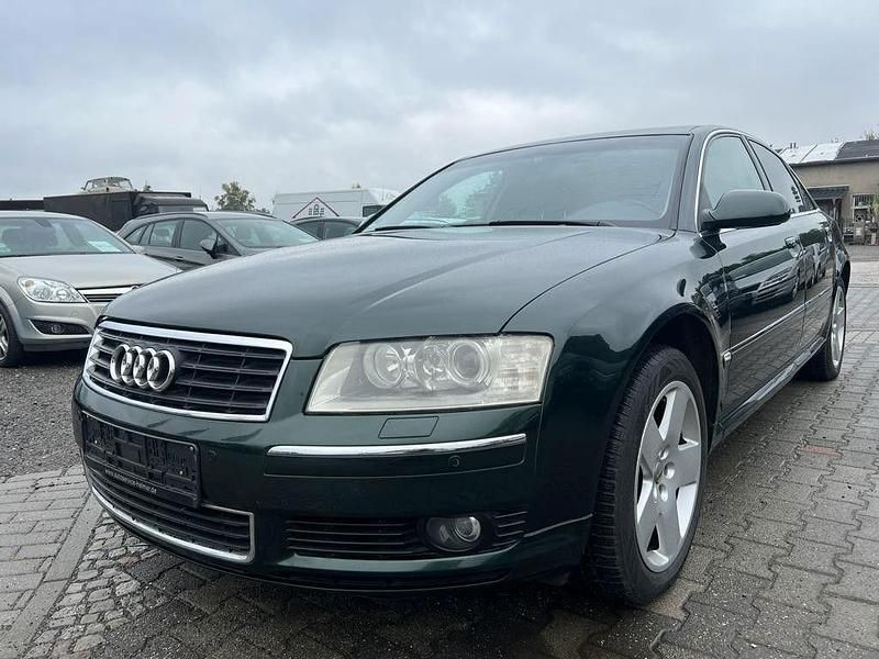 Grün Gebraucht 2003 Audi A8 Sport Limousine | 4.900 € (Teuer) - Bild 1/4