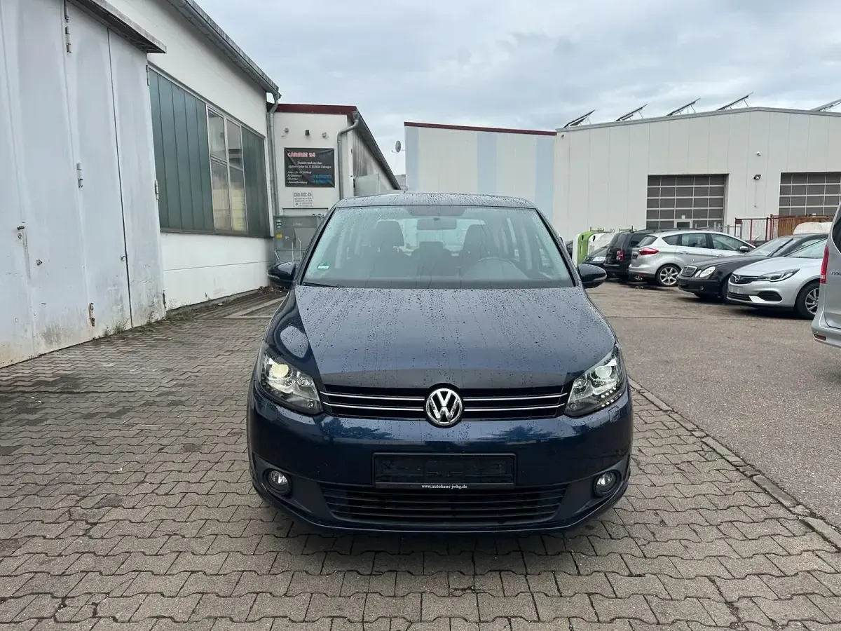 Gebraucht VW Touran 105 PS (77 kW) 2015 Blau Van / Kleinbus