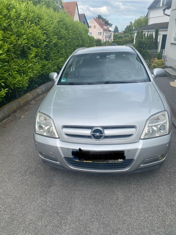 Silber Gebraucht 2003 Opel Signum Kombi | 3.000 € (Etwas zu teuer) - Bild 1/4
