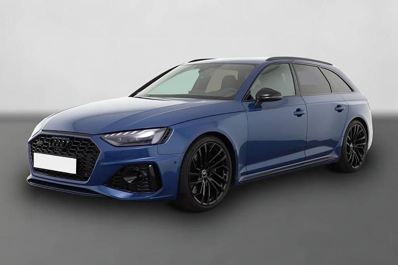 Second-hand Audi RS4 450 CP (330 kW) 2023 Albastru Break