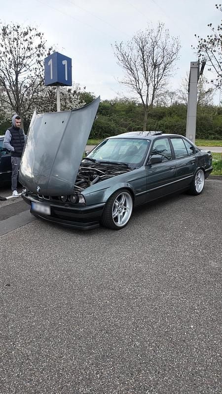 Brugt BMW 535 400 HK (294 kW) 1990 Grå Sedan