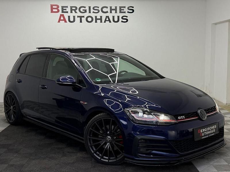 Blau Gebraucht 2017 VW Golf VII GTI Limousine | 23.400 € (Etwas zu teuer) - Bild 1/4