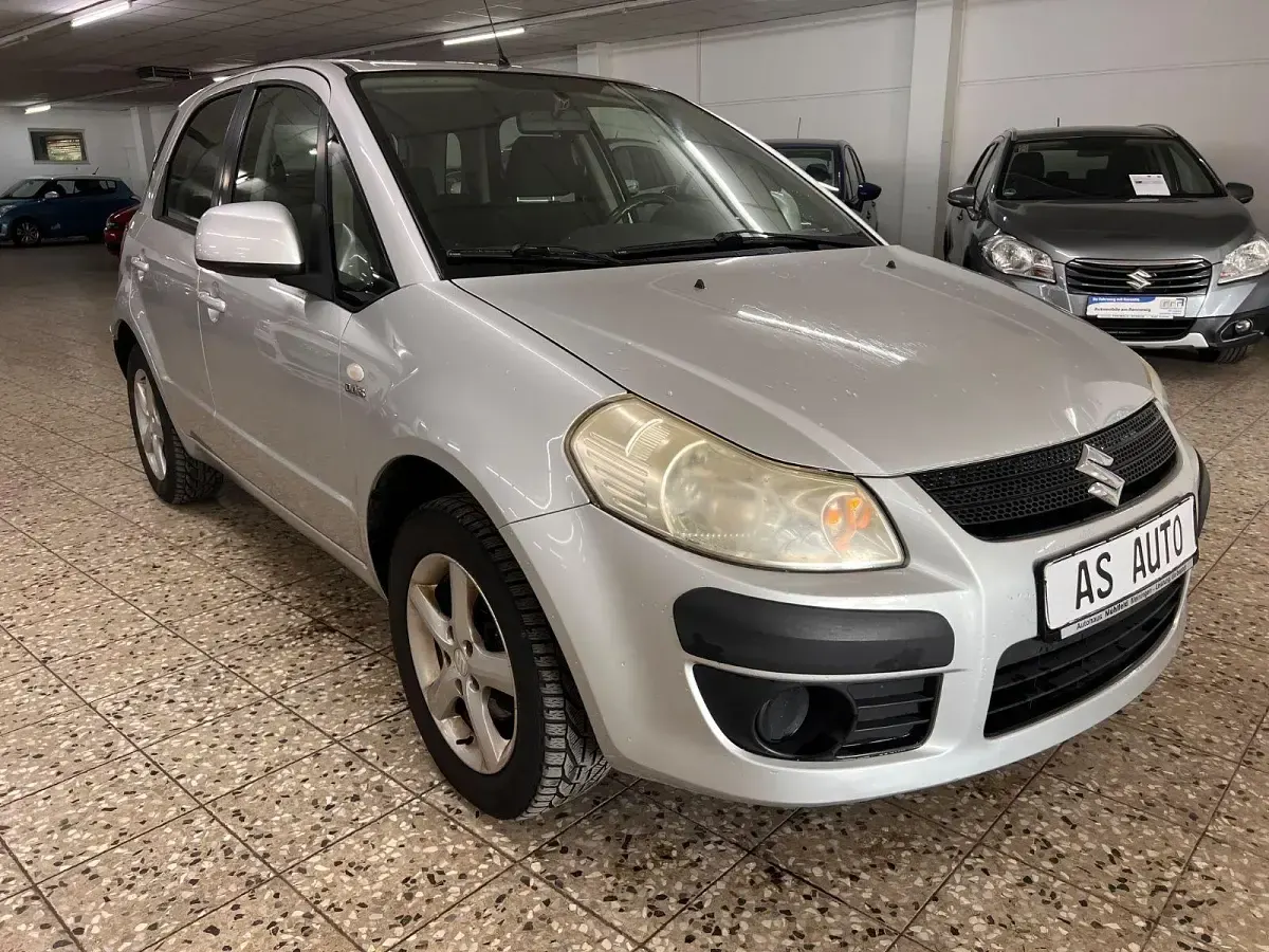 Gebraucht Suzuki SX4 Comfort 120 PS (88 kW) 2009 Silber SUV