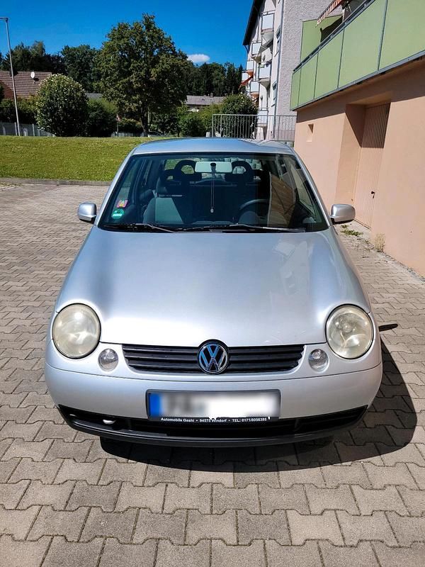 Silber Gebraucht 2003 VW Lupo Kleinwagen | 850 € (Fairer Preis) - Bild 1/4