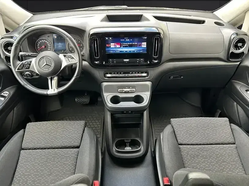 Gebraucht Mercedes Vito 163 PS (119 kW) 2024 Sodalithblau met. Van